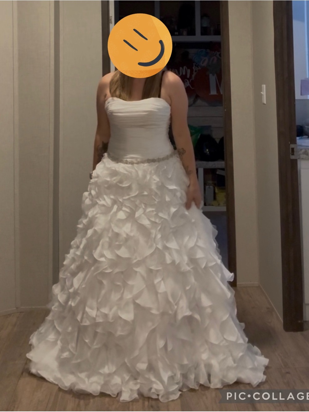 David's Bridal White Strapless Ruffled Ball Gown Wedding Dress